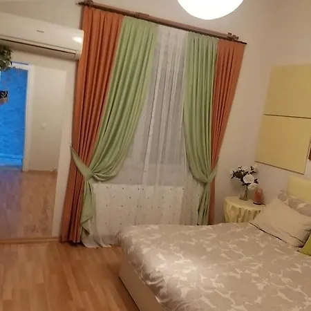Guest house Комната Для Отдыха В Центре Анталии